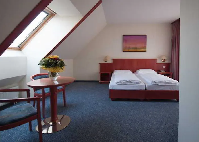 Allegro Hotel